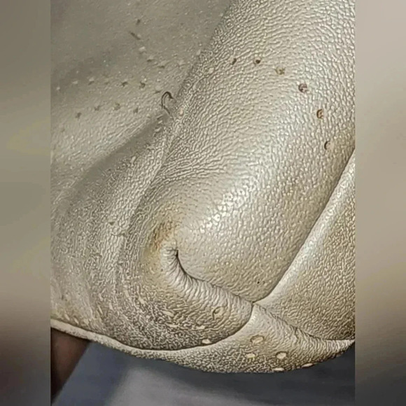 Coach wristlet - Picture 5 of 7